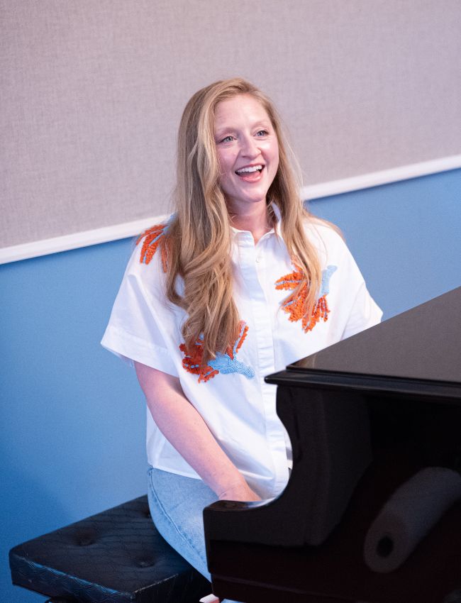 Sarah Hawkey teaching a private voice lesson in her Fairfield County studio